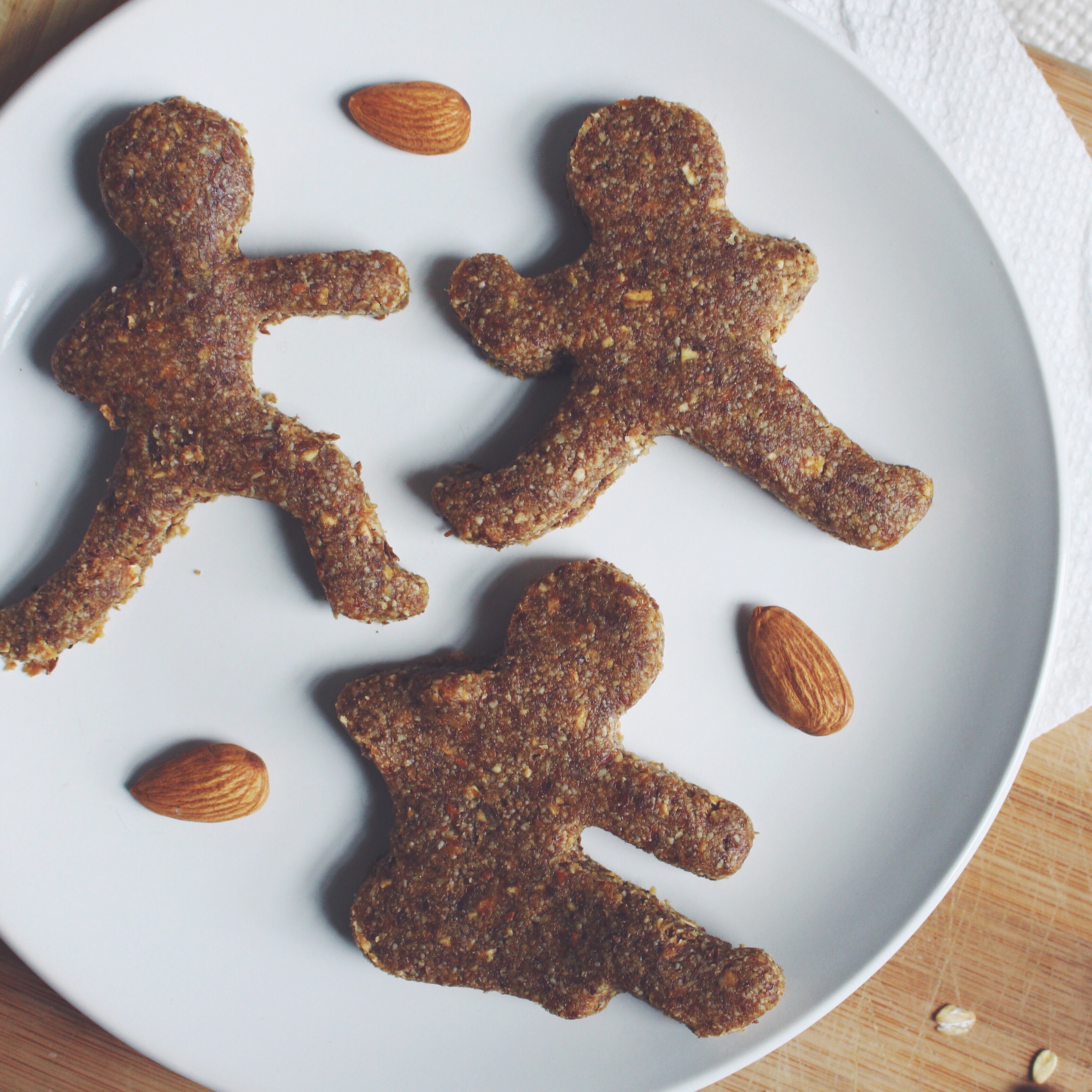 Featured Holiday Recipe: No-Bake Gingerbread Folk – ks-nrg